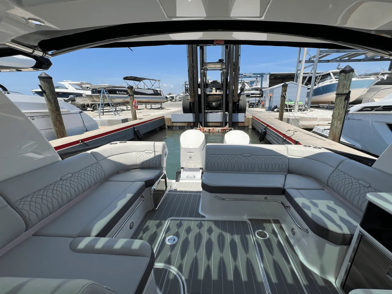 2025 Sea Ray Sundancer 370 Outboard 37.0 feet, Clearwater, Florida #15