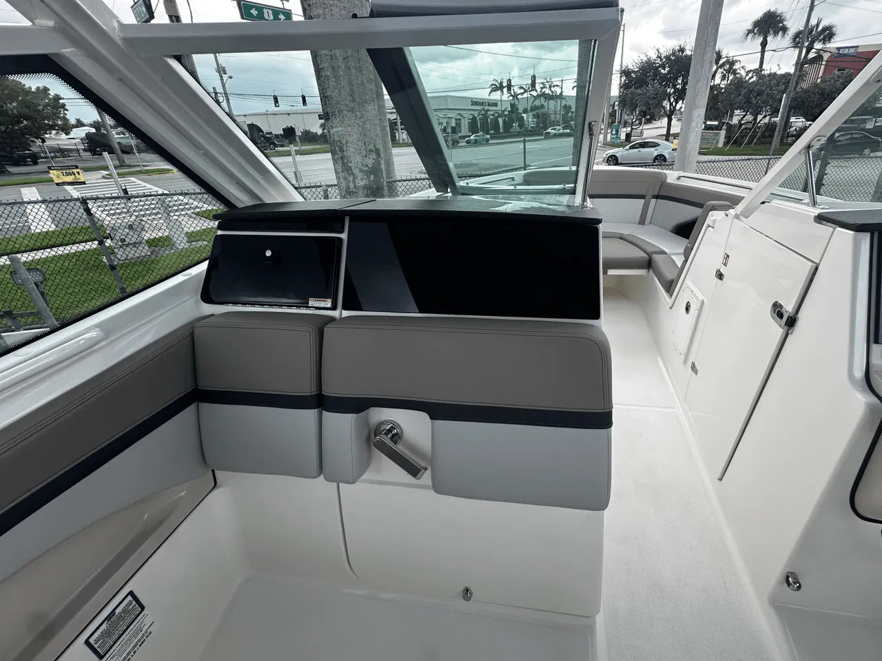 2026 Boston Whaler 280 Vantage 28.0 feet, Clearwater, Florida #22