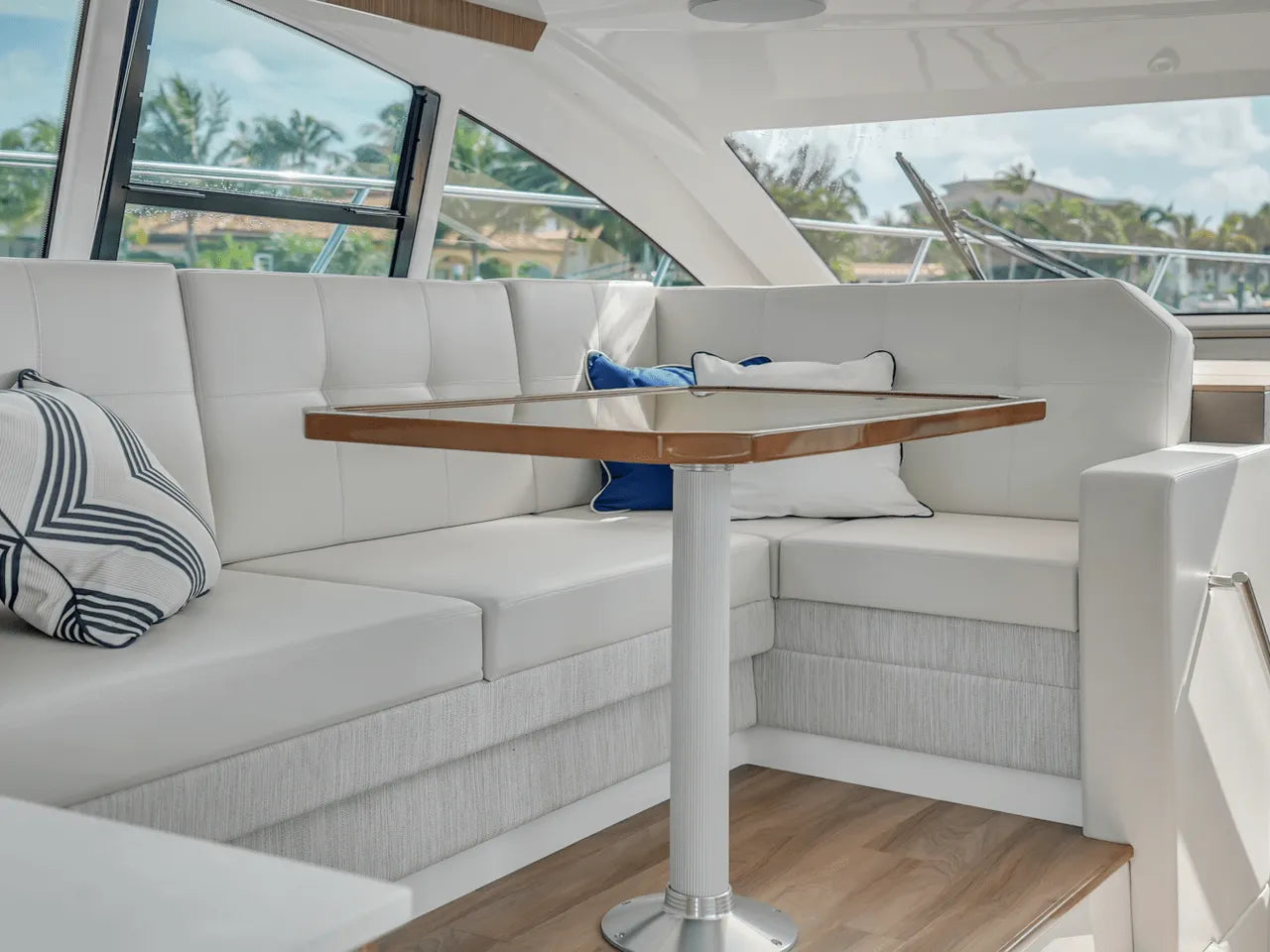 2025 Cruisers Yachts 46 Cantius 46.0 feet, Clearwater, Florida #32