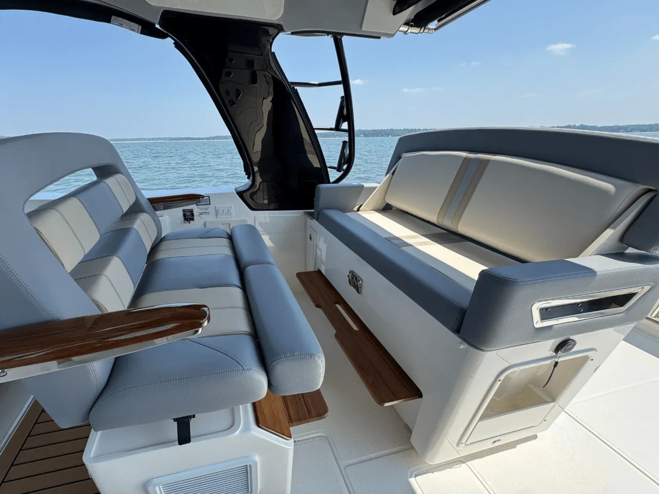 2025 Boston Whaler 380 Realm 38.0 feet, Clearwater, Florida #26