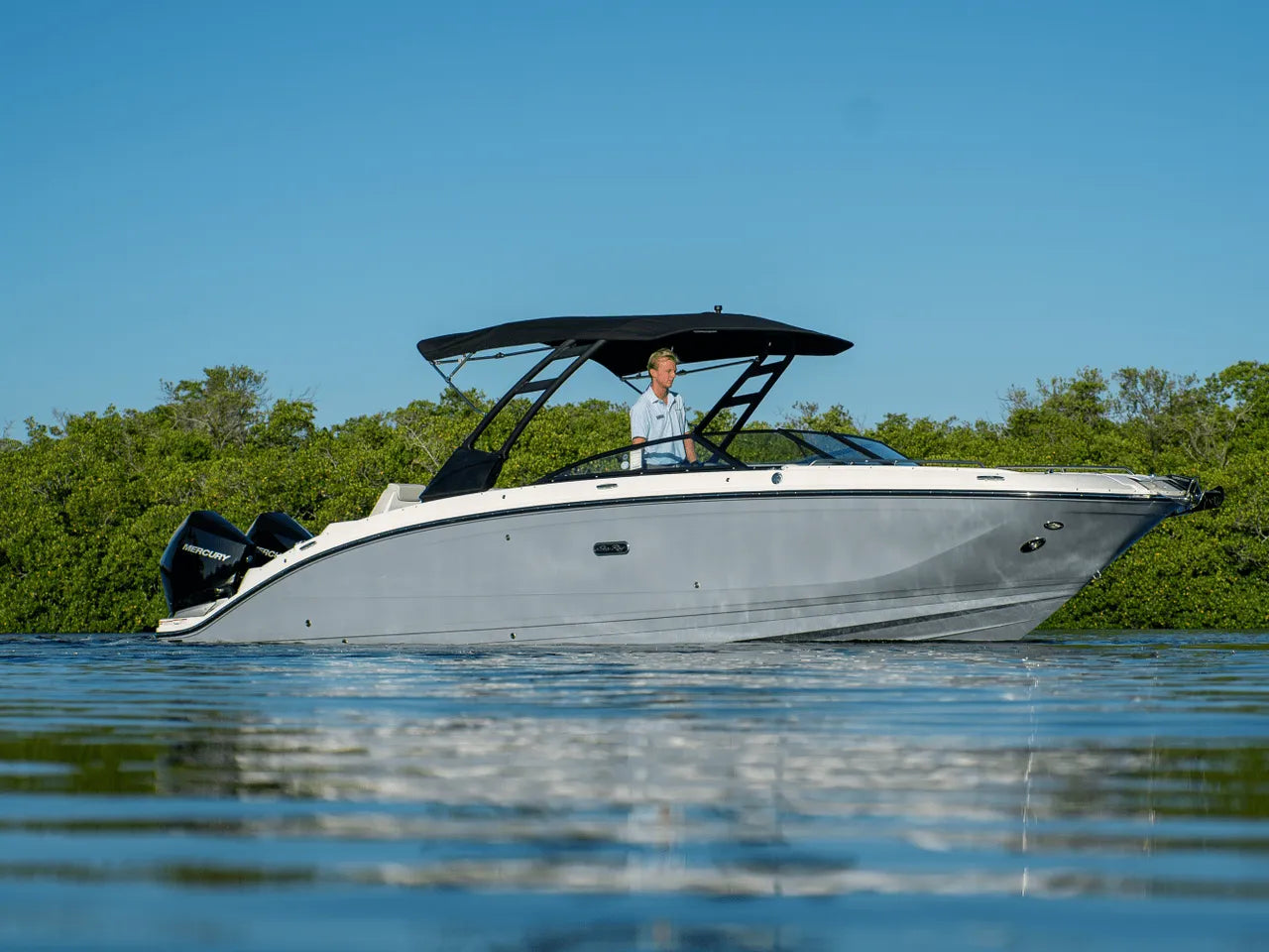 2026 Sea Ray SDX 290 Outboard 29.0 feet, Clearwater, Florida #1