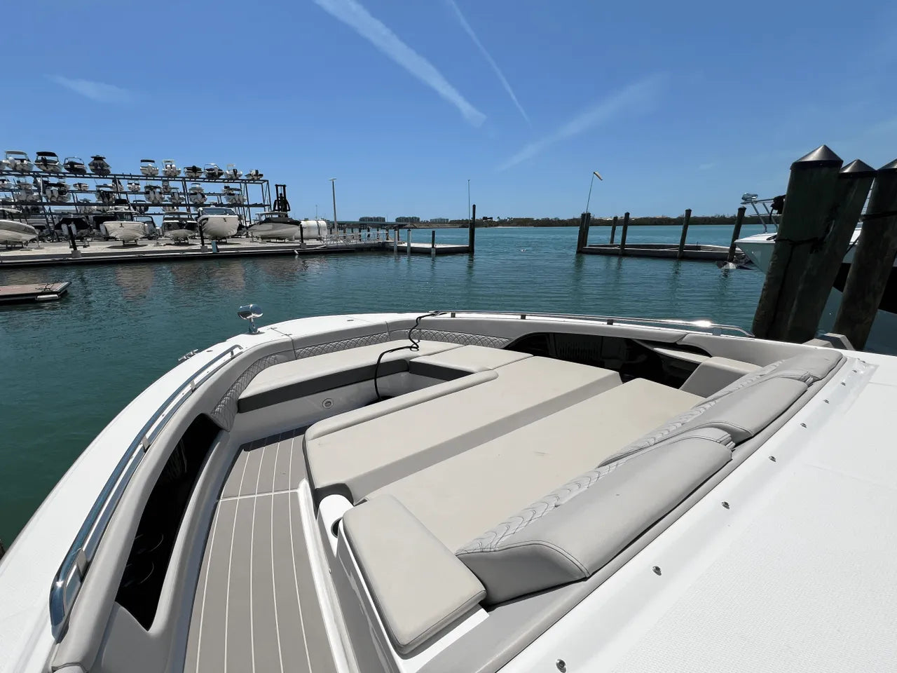 2025 Sea Ray Sundancer 370 Outboard 37.0 feet, Clearwater, Florida #35