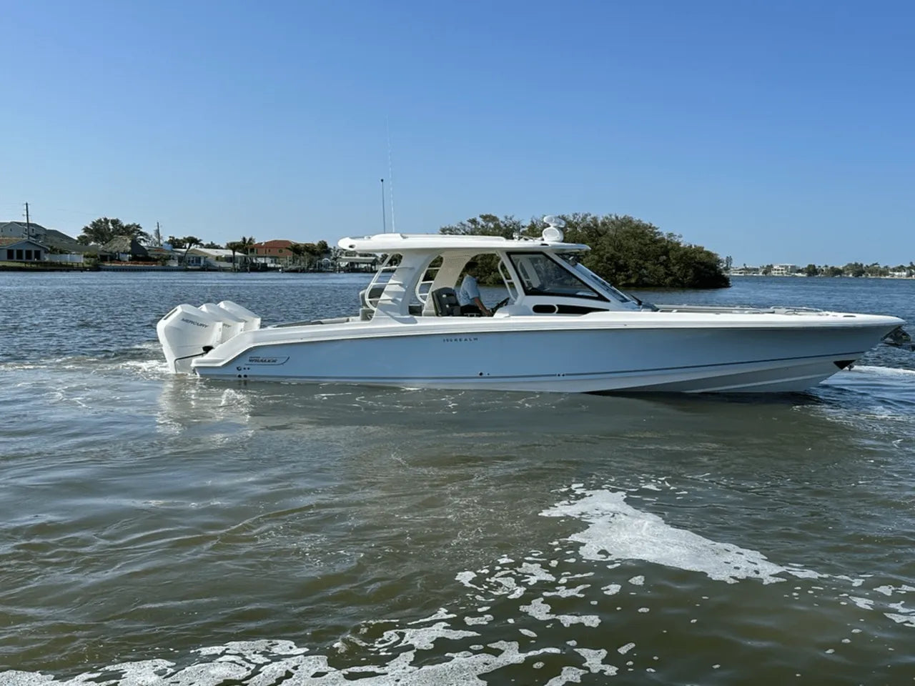 2025 Boston Whaler 350 Realm 35.0 feet, Clearwater, Florida #2