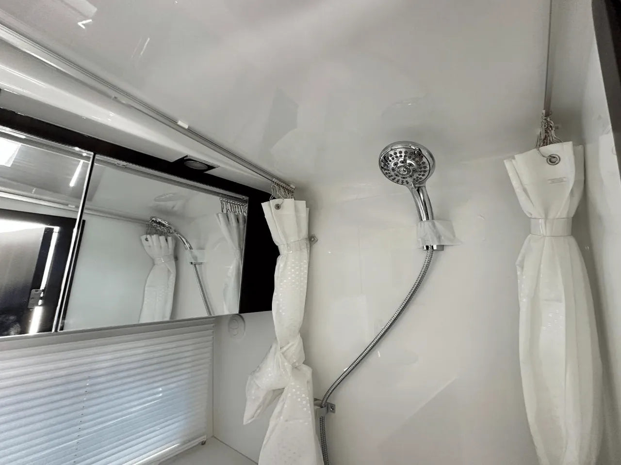 2025 Cruisers Yachts 34 GLS Outboard 34.0 feet, Clearwater, Florida #42