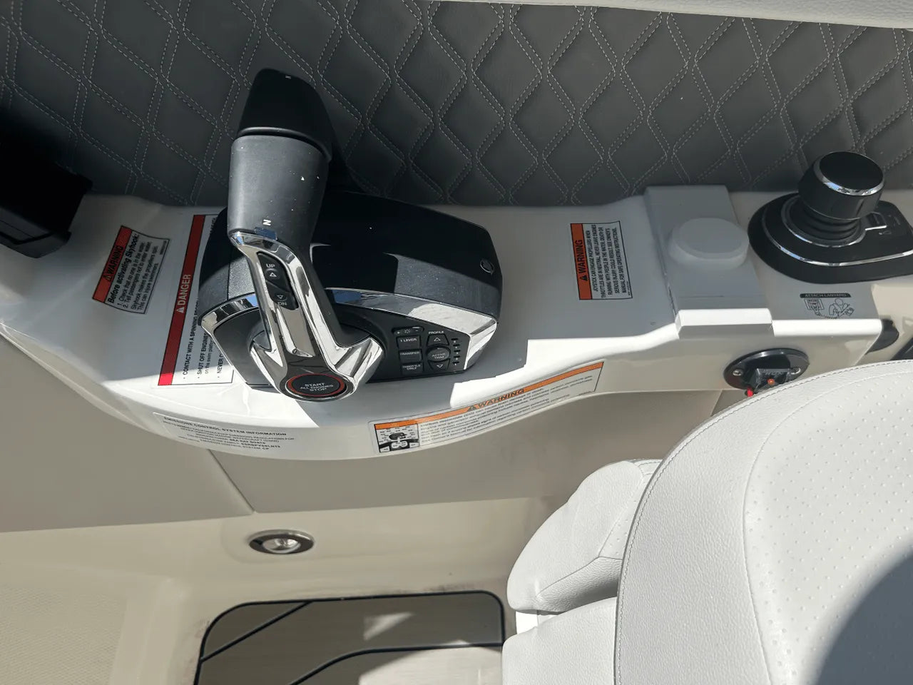 2025 Sea Ray SLX 350 Outboard 35.0 feet, Clearwater, Florida #8