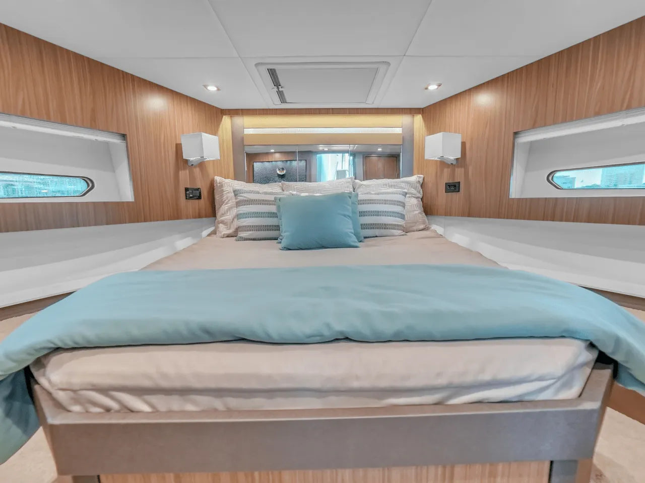 2025 Cruisers Yachts 46 Cantius 46.0 feet, Clearwater, Florida #50