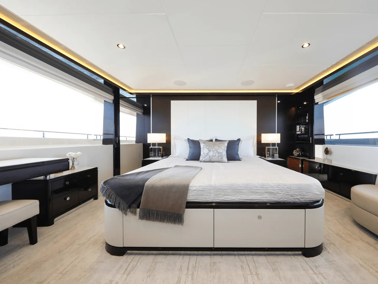 2027 Ocean Alexander 37L 120.0 feet, Clearwater, Florida #42