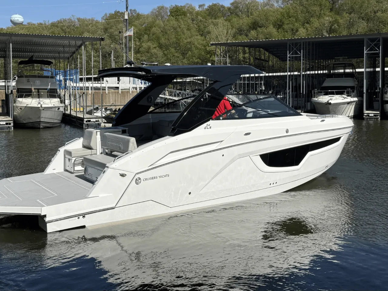 2025 Cruisers Yachts 34 GLS 34.0 feet, Clearwater, Florida #5