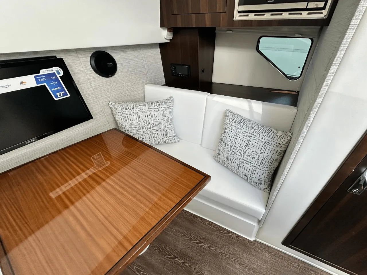 2025 Cruisers Yachts 34 GLS Outboard 34.0 feet, Clearwater, Florida #34