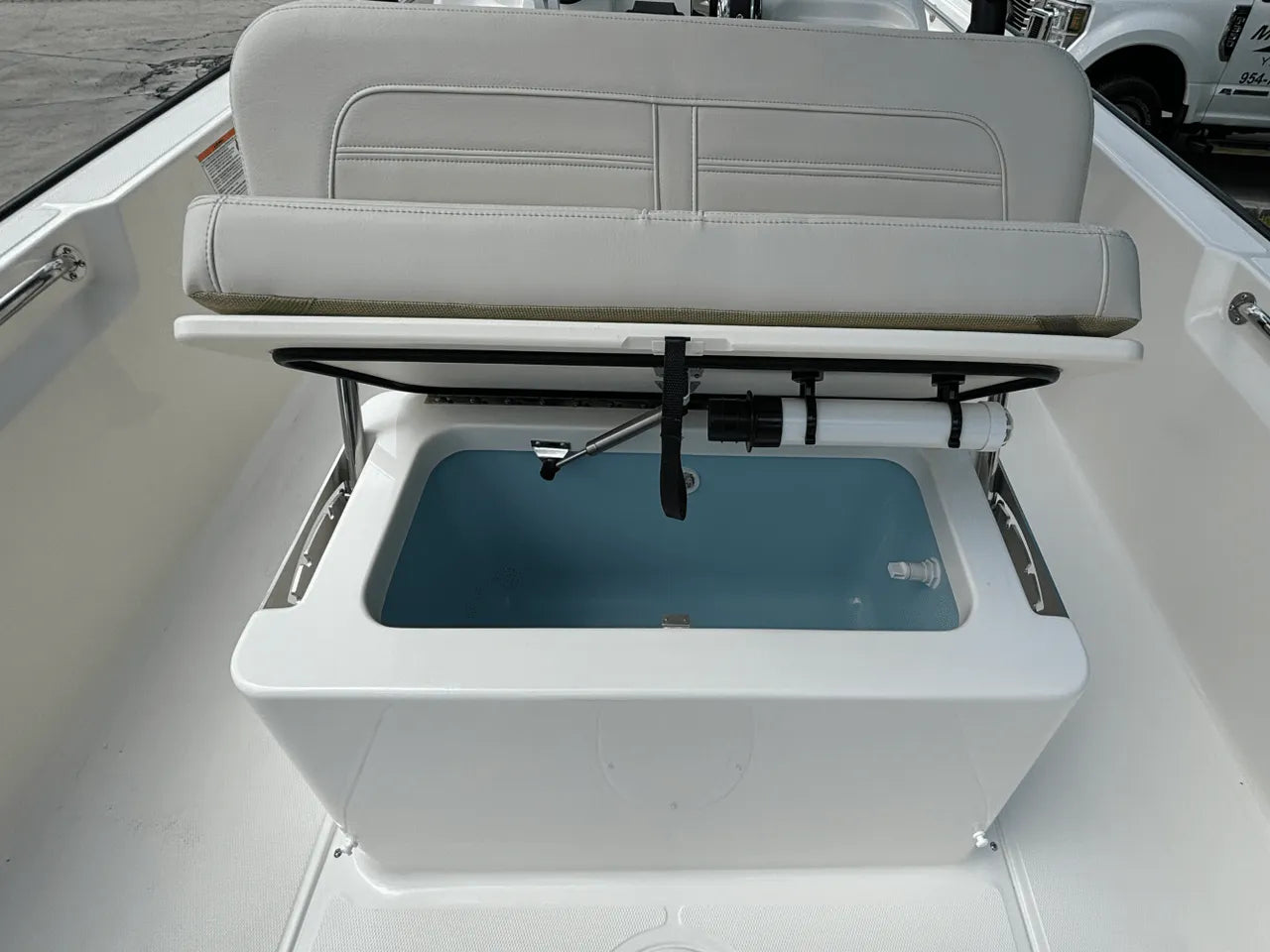 2025 Boston Whaler 190 Montauk 19.0 feet, Clearwater, Florida #11