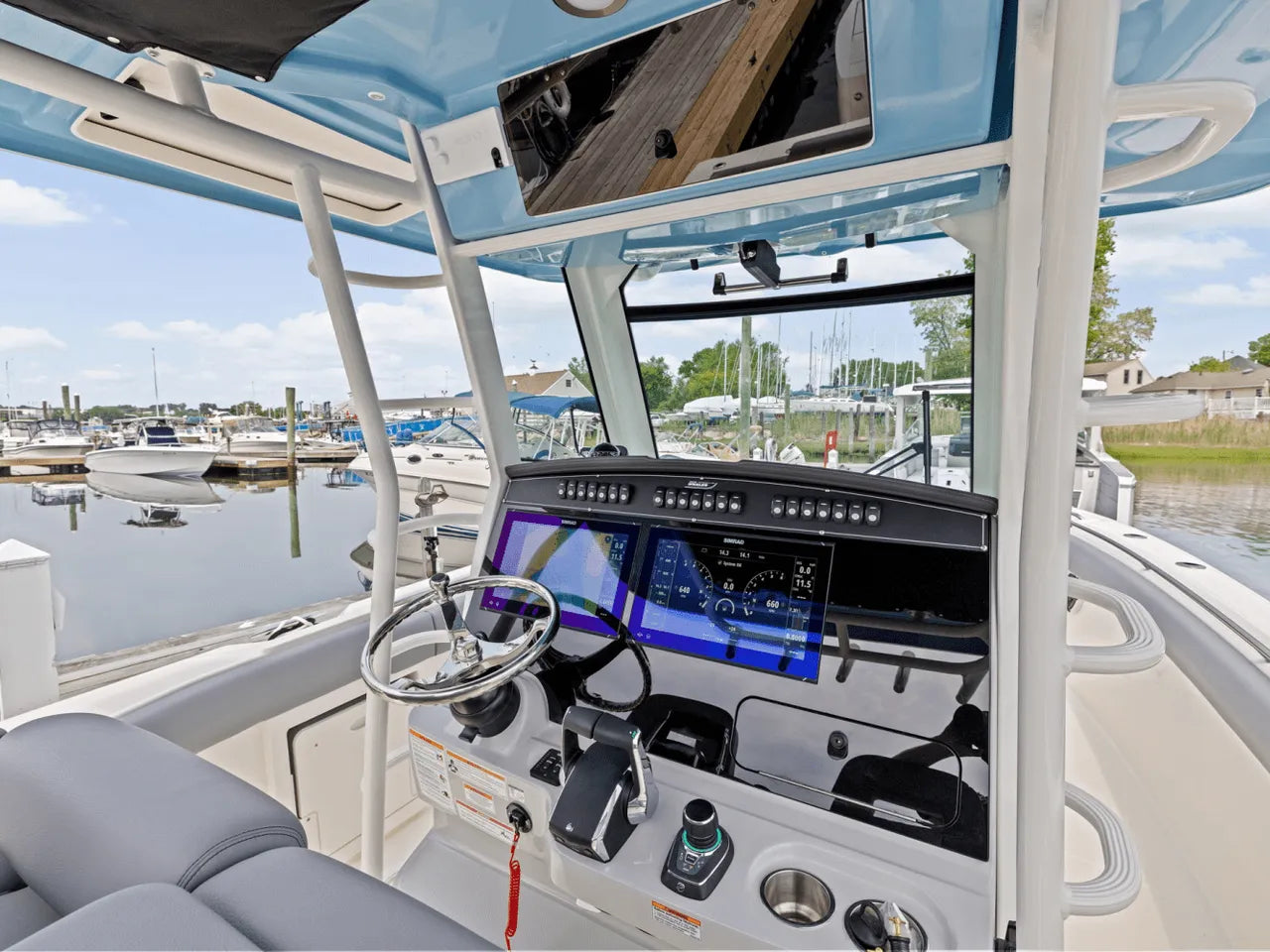 2025 Boston Whaler 330 Outrage 33.0 feet, Clearwater, Florida #19