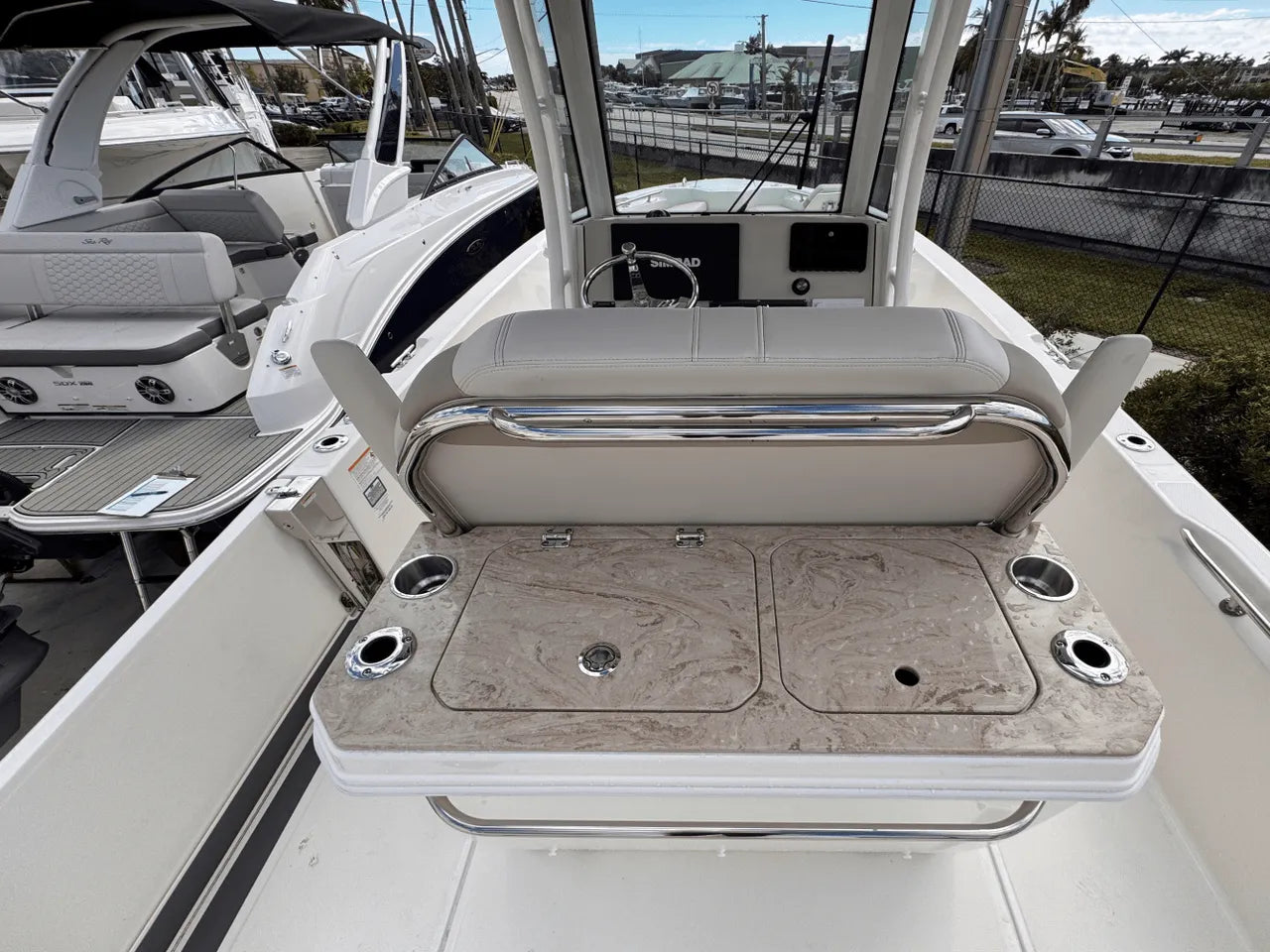 2025 Boston Whaler 280 Dauntless 28.0 feet, Clearwater, Florida #9